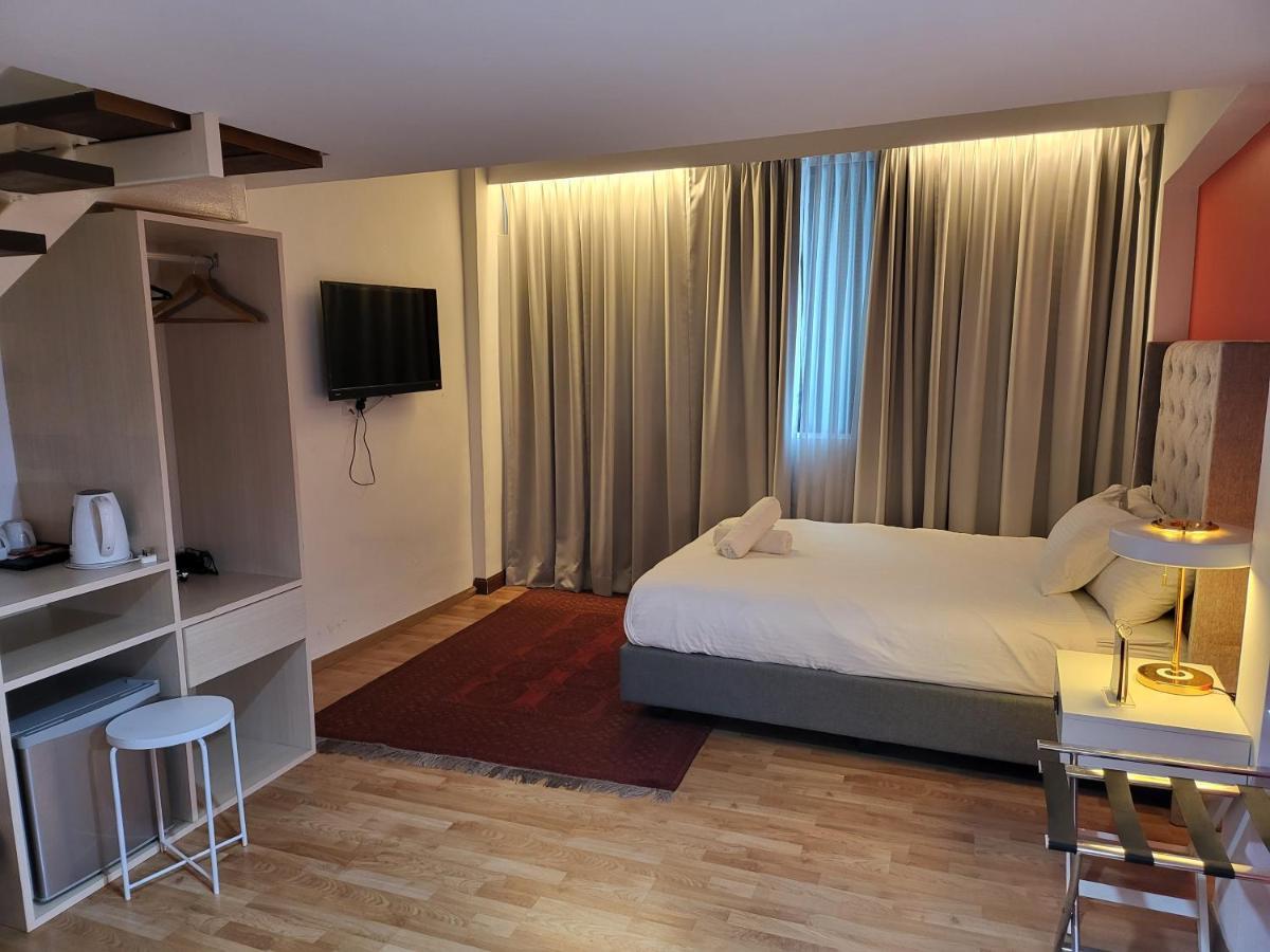 The Boutique Residence Hotel George Town Exterior photo